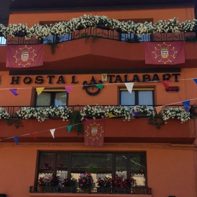 Hostal Talabart Hotel Les Ngoại thất bức ảnh